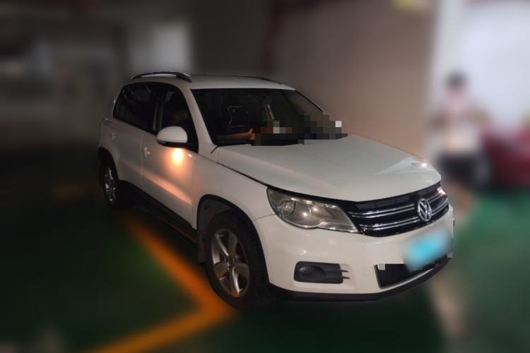 Used Volkswagen Tiguan 2012 1.8TSI Manual Two-Wheel Drive Enjoyment Edition Front Right 45 Deg
