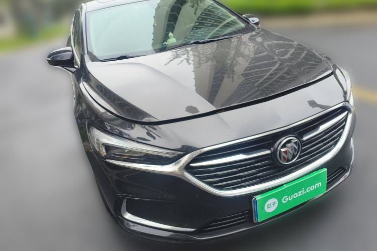 Used Buick LaCrosse 2020 652T Luxury Version Front Right 45 Deg