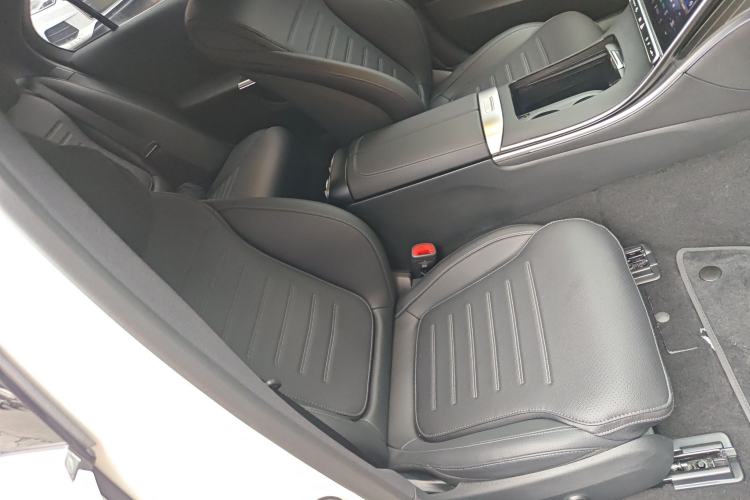 Used Mercedes-Benz C-Class 2025 C 260 L Sport Edition Right Front Seat