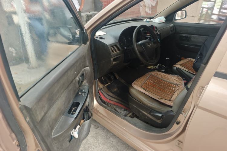 Used Wuling Hongguang 2013 1.5L Base Version
