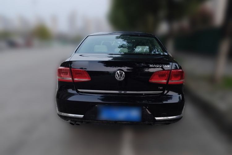 Used Volkswagen Magotan 2011 1.8TSI DSG Comfort Model Rear