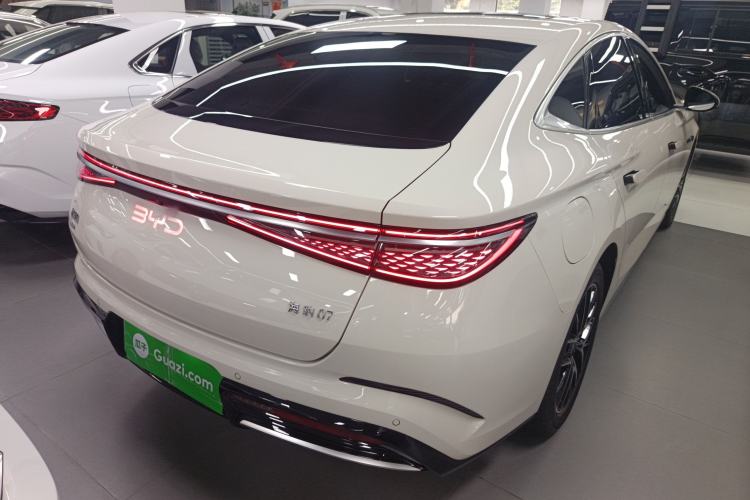 Used BYD Seal 07 DM-i 2025 DM-i 1.5L 125km Prestige Model Rear Right 45 Deg