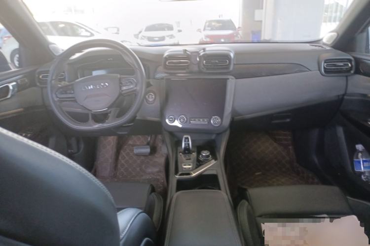 Used Lynk & Co 03 2022 2.0TD DCT JingPro Center Console