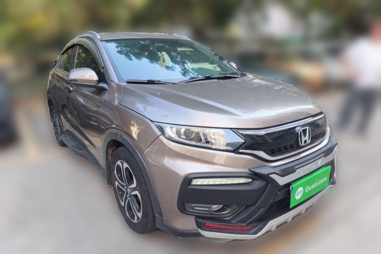 Used Honda XR-V 2015 1.8L VTi CVT Luxury Edition Front Right 45 Deg
