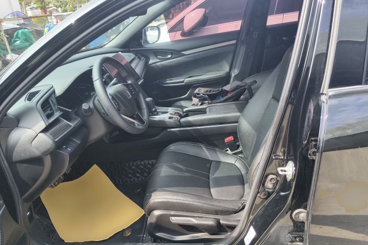 Used Honda Civic 2021 HATCHBACK 220TURBO CVT Trendy Cool Edition