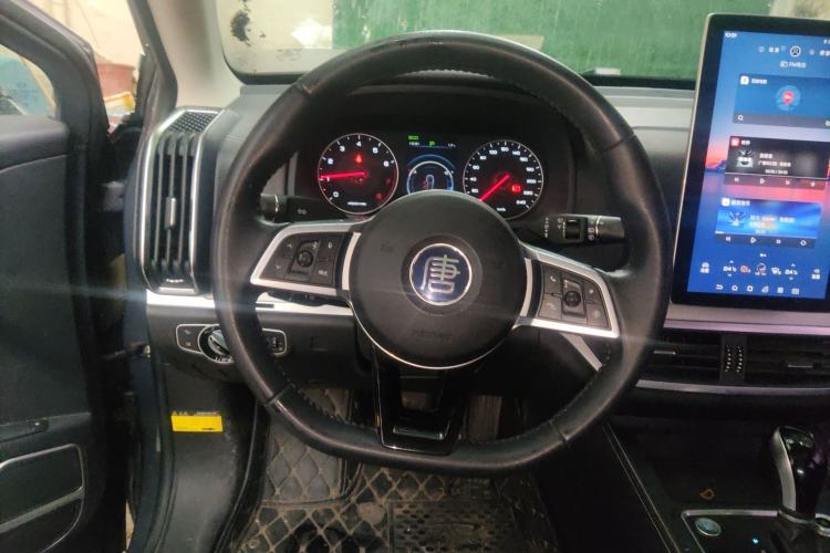 Used BYD Tang 2019 2.0T Automatic SmartConnect Prestige 7-Seater China VI Standard Steering Wheel
