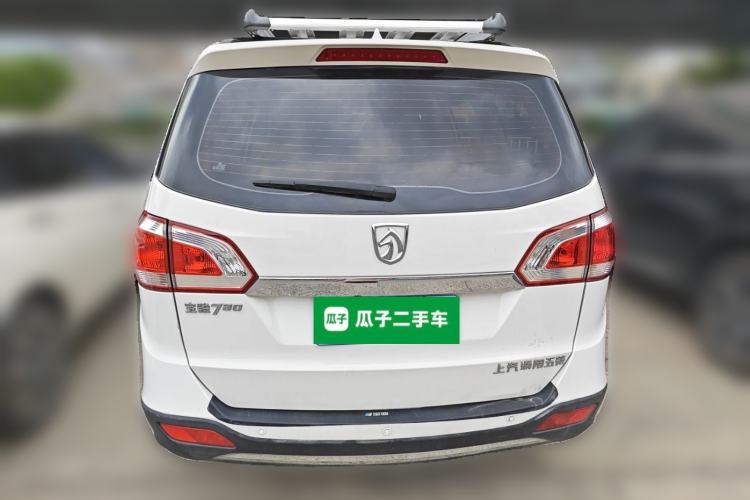 Used Baojun 730 2014 1.5L manual Comfort version 7 seats
