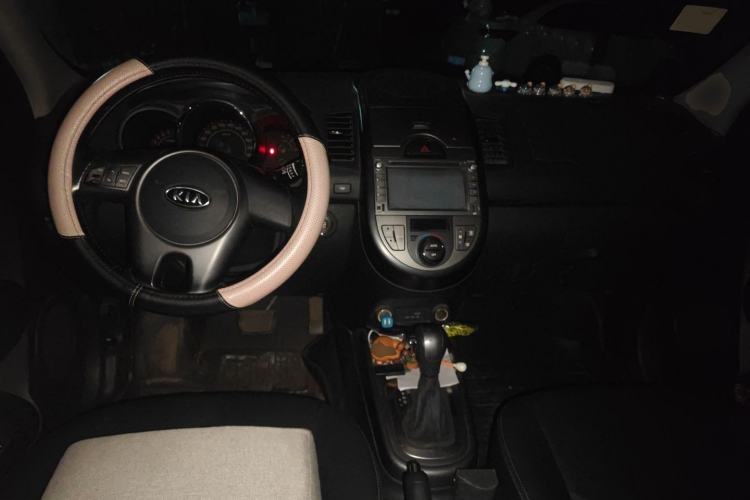 Used Kia Soul 2013 1.6L AT Premium
