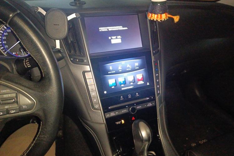 Used Infiniti Q50L 2015 2.0T Enjoyment Edition Audio And AC Panel