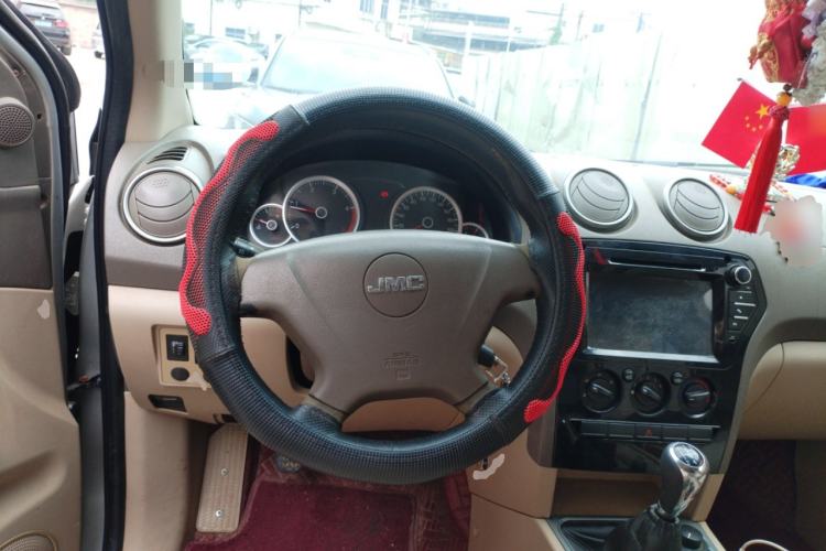 Used JMC Yuhu 7 2012 2.4T Four-Wheel Drive Manual Standard Edition JX4D24 Steering Wheel