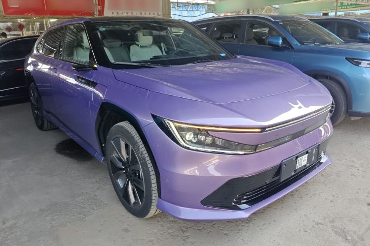 Used Honda P7 2025 Four-Wheel Drive Long-Range Max Front Right 45 Deg