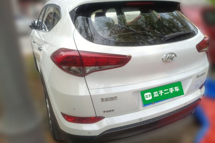 Used Hyundai Tucson 2015 1.6T Dual-Clutch Two-Wheel-Drive Smart Model Rear Left 45 Deg