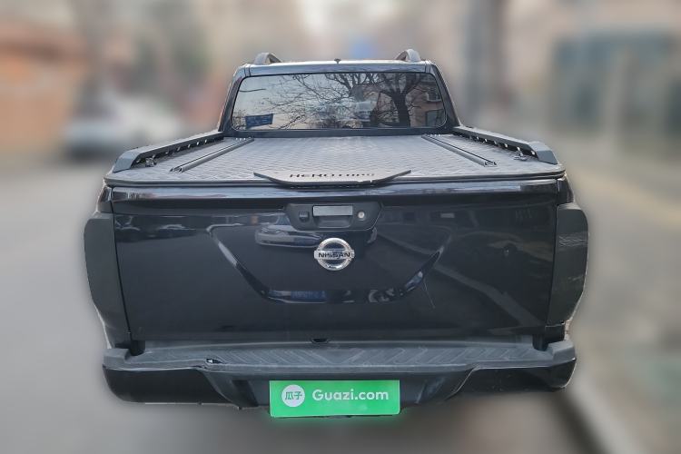 Used Nissan Navara 2019 2.5L Manual 4x4 Premium Version China VI QR25
