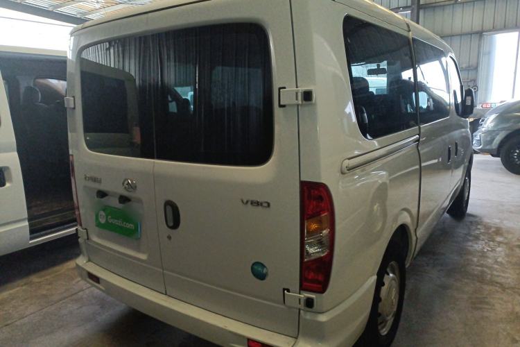 Used SAIC MAXUS Xintu V80 2021 2.0T Manual Classic Aoyuntong Short Wheelbase Ultra-Low Roof 7/8/9-Seater