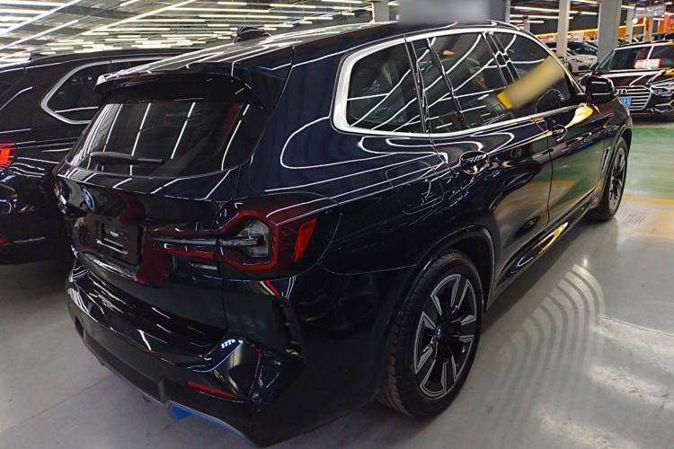 Used BMW iX3 2022 Leading Model
