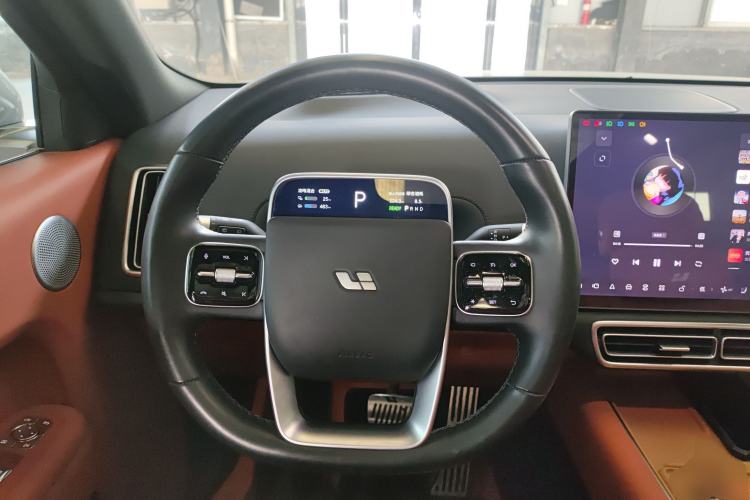 Used Li Auto L8 2023 Pro Model
