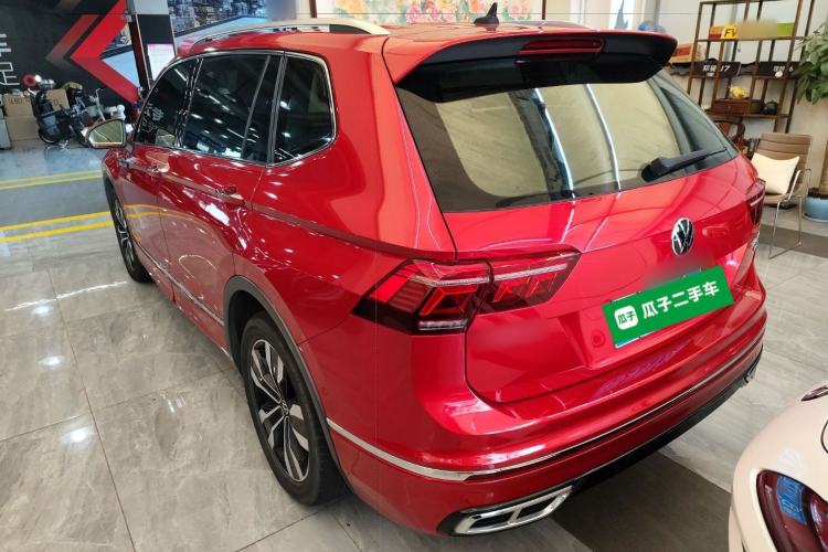 Used Volkswagen Tiguan L 2022 380TSI Automatic All-Wheel Drive R-Line Flagship 7-Seater Rear Left 45 Deg