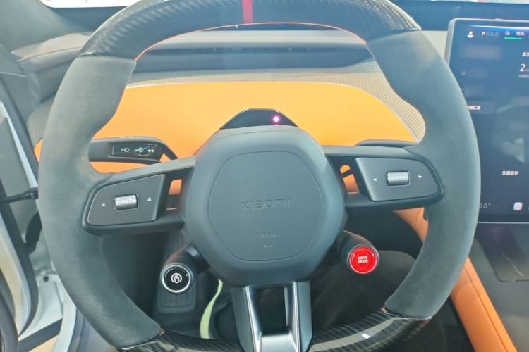 Used Xiaomi Auto YU7 2025 Ultra-Long Range High-Performance All-Wheel-Drive Max Edition Steering Wheel