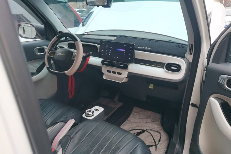 Used Geely Galaxy Panda 2025 210km Panda Kart Center Console