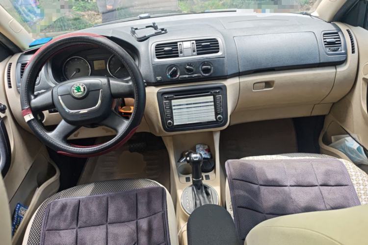 Used Skoda Fabia 2012 1.6L Scout
