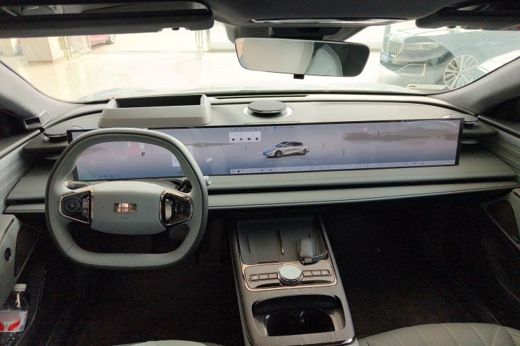 Used Geely Galaxy E8 2025 700 km Long-Range Intelligent Driving Version