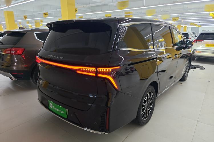 Used FORTHING Xinghai V9 2024 1.5TD 200km Qingyunti Series Premium Version Rear Right 45 Deg