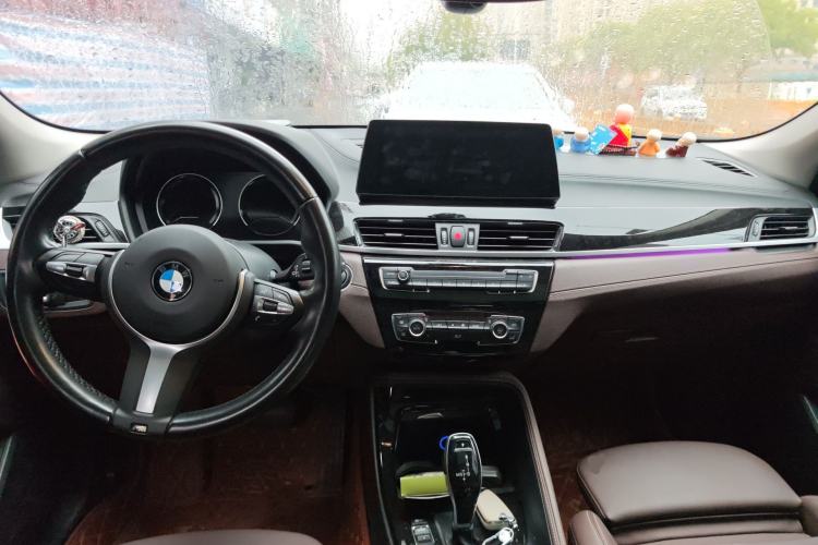 Used BMW X2 2021 sDrive25i M Sport Package Center Console