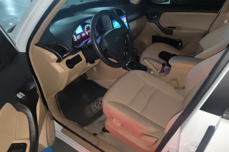 Used Chery Tiggo 2012 Elite Edition 1.6L CVT Comfort DVVT Model Driver Seat