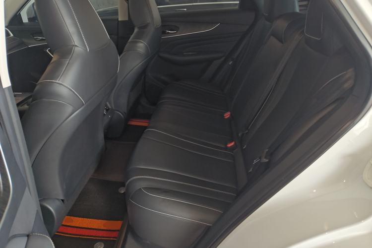 Used Venucia V 2021 260T Idol Edition