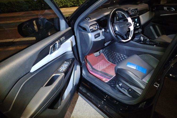 Used Lynk & Co 03 2021 2.0TD Automatic Trendy Champion Edition Driver Seat