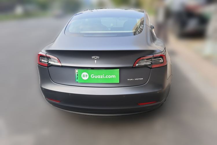 Used Tesla Model 3 2019 Long-Range All-Wheel-Drive Version
