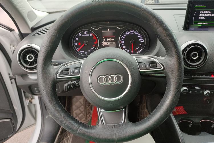 Used Audi A3 2016 Limousine 40 TFSI Luxury Model
