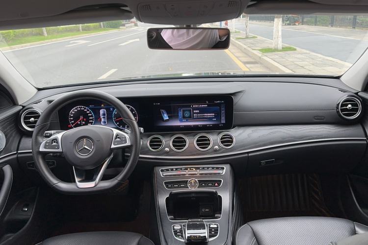 Used Mercedes-Benz E-Class 2018 E 300 L Sporty and Stylish Model