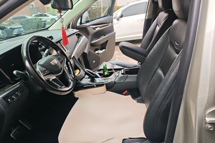 Used Cadillac XT5 2017 Anniversary Edition 25T Luxury Model