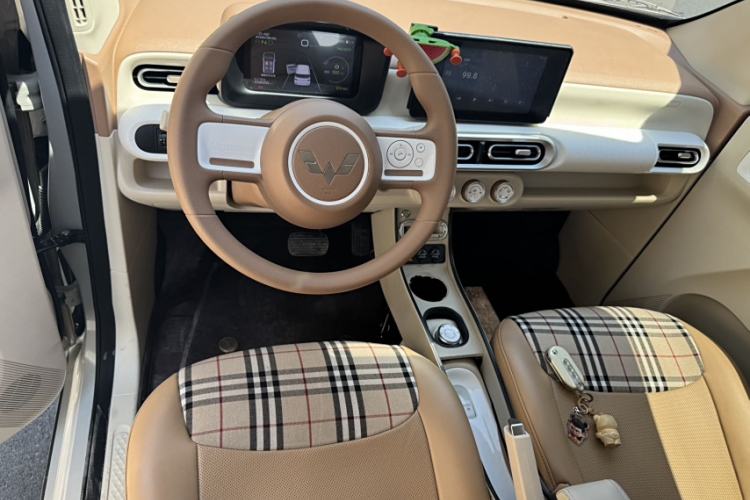 Used Wuling Hongguang MINIEV 2024 3rd Generation 215km Advanced Version