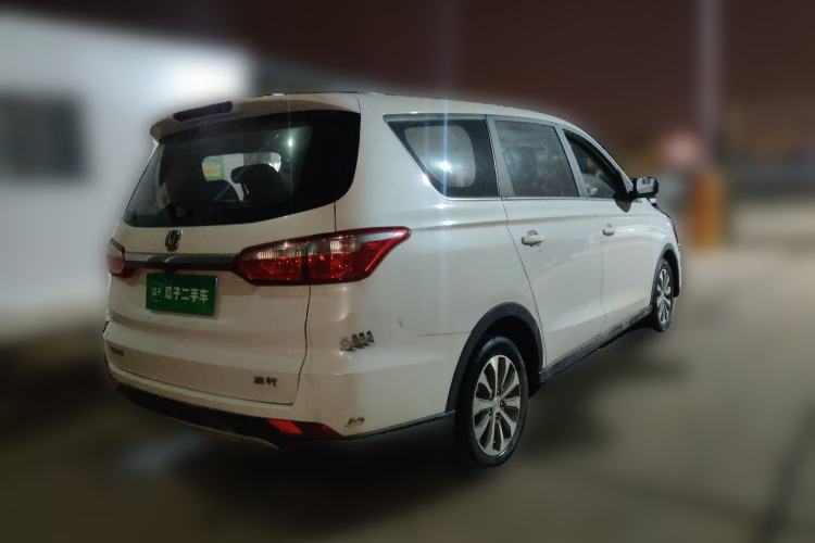 Used CHANGAN Lingxuan 2017 1.6L Manual Happiness Edition
