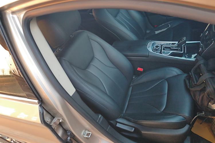 Used Geely Auto Emgrand GT 2016 1.8T Zunya Model
