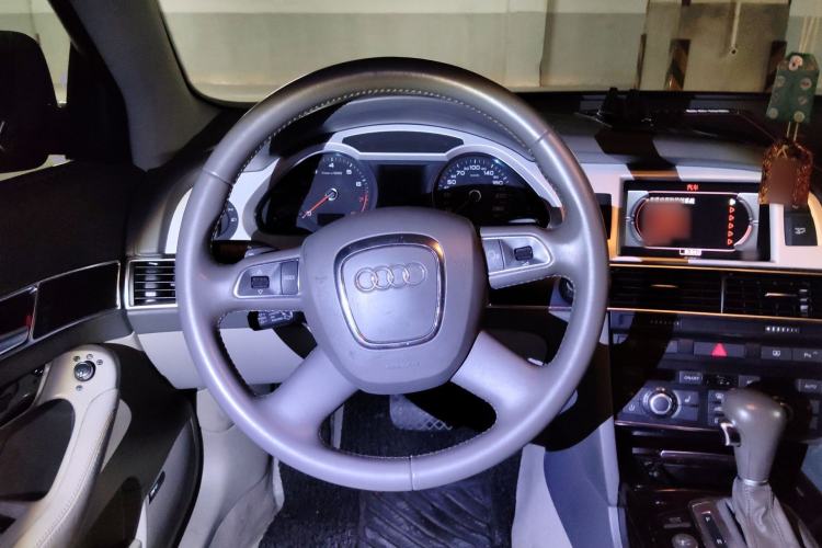 Used Audi A6L 2011 2.4L Luxury Edition Steering Wheel