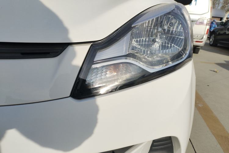 Used CHANGAN Benni 2015 1.4L IMT Luxury Model China IV
