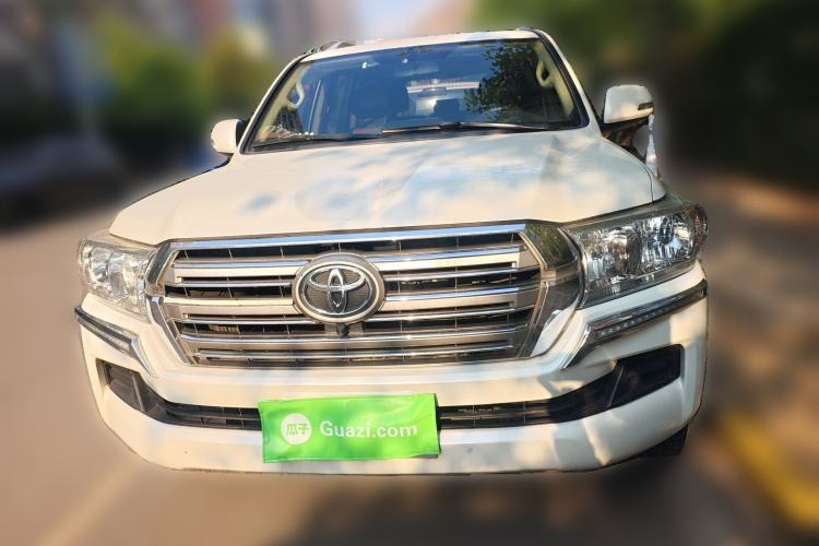 Used Toyota Land Cruiser 2018 4.0 Iron-Wheel Refrigerator Basic Version with No Electric Base Middle East Market