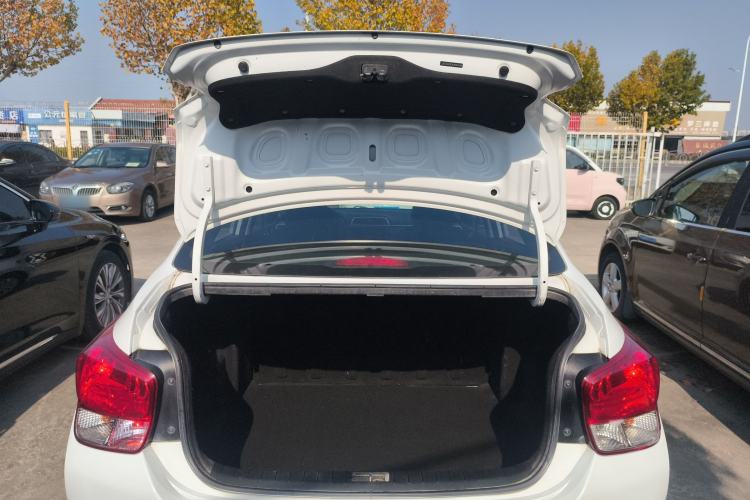 Used Hyundai Verna (older generation) 2017 1.4L Manual Refreshed Version China VI Standard