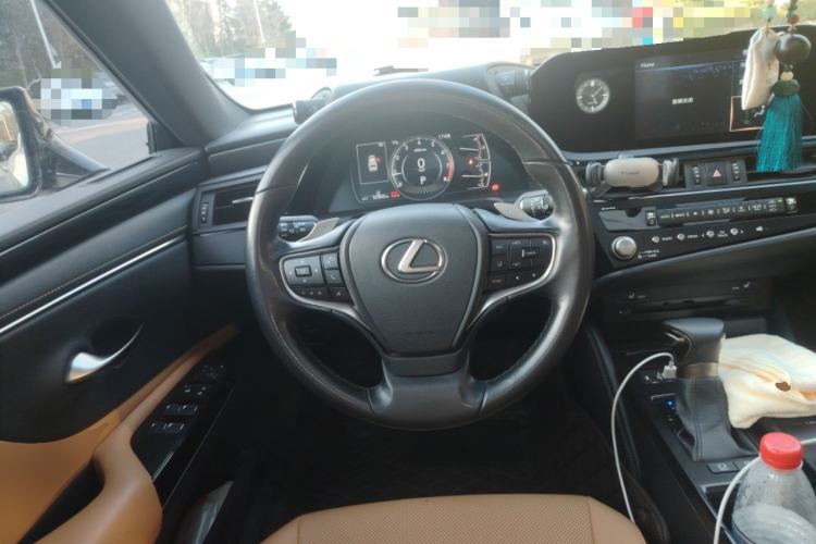 Used Lexus ES 2021 200 Excellence Edition Steering Wheel