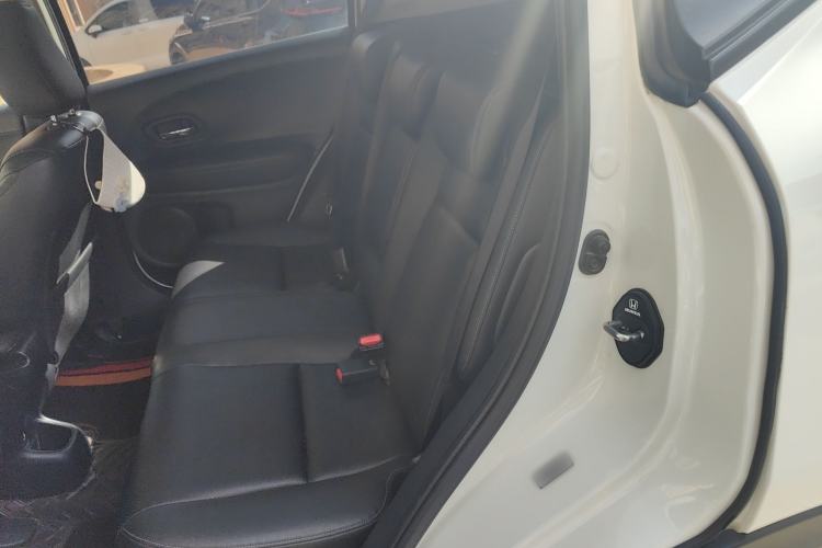 Used Honda Vezel 2020 1.5L CVT Pioneer Edition