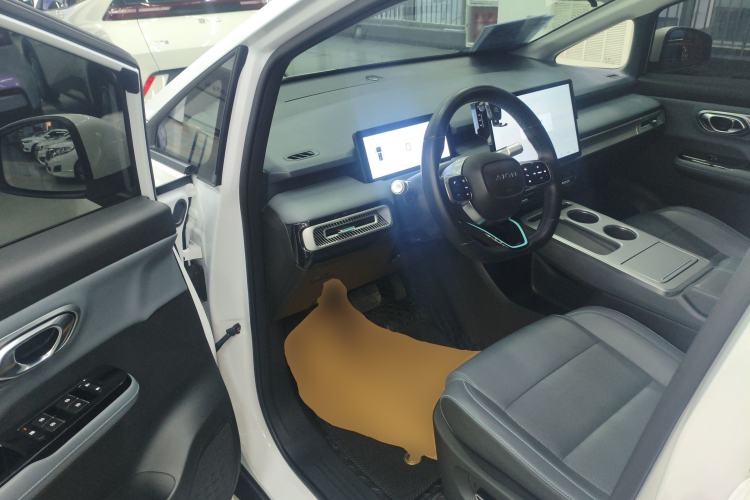 Used AION Y 2022 Plus 70 Smart Edition
