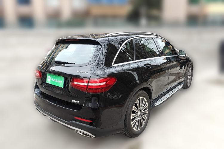 Used Mercedes-Benz GLC 2017 GLC 260 4MATIC Dynamic Edition
