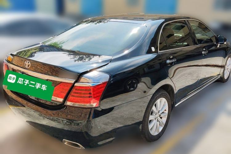 Used Toyota Crown 2012 2.5L Royal Leather Edition