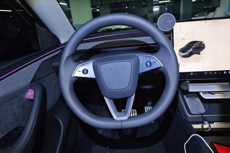 Used Tesla Model Y 2025 Long-Range All-Wheel Drive First Edition