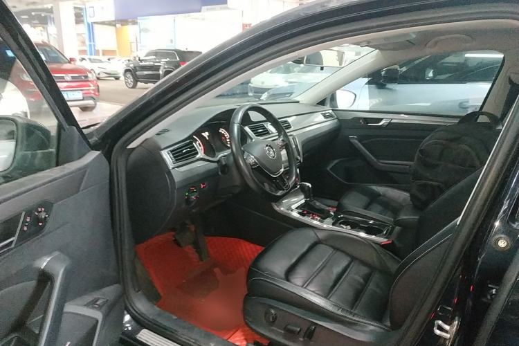 Used Volkswagen Passat 2017 330TSI DSG Luxury Edition