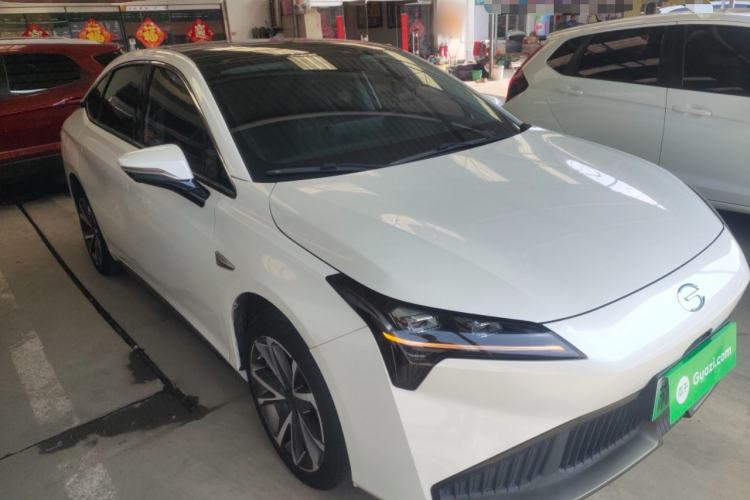 Used AION S Plus 2022 70 Intelligent Edition Front Right 45 Deg