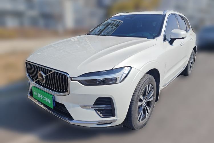 Used Volvo XC60 2023 B5 4x4 Smart Luxury Edition